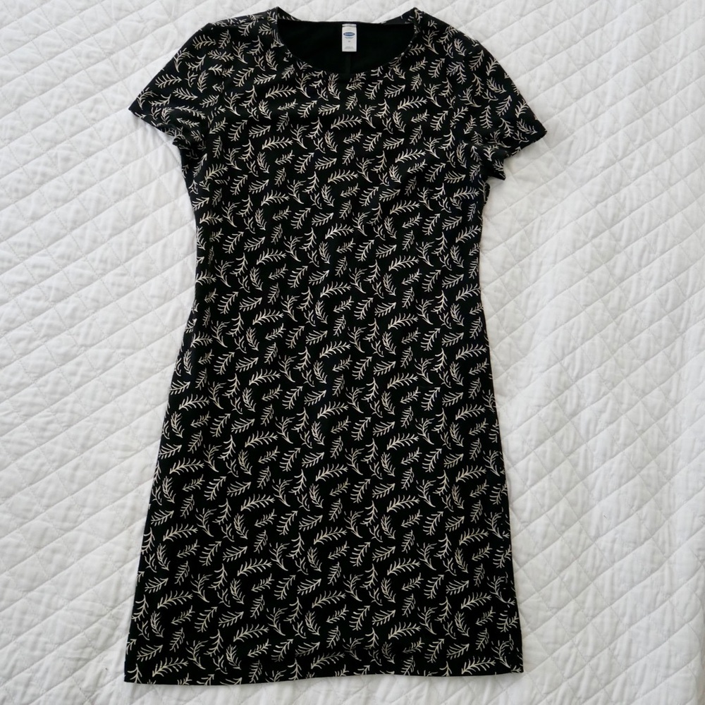 Old Navy Patterned Bodycon Dress